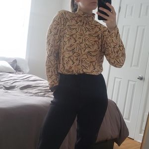 Vintage pattern turtleneck